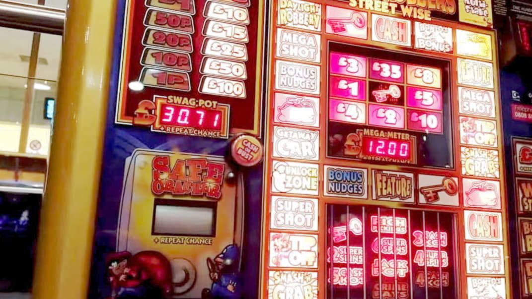 EUR 185 Kejohanan di Kasino Vera dan Jhon